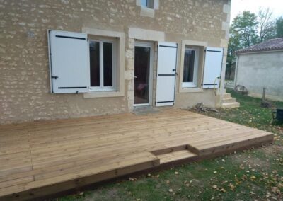 Terrasse en pin classe 4 à Tercé entre Poitiers et Chauvigny